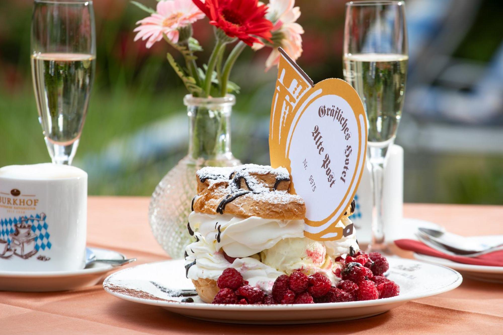 Graefliches Hotel Alte Post 바트 비른바흐 외부 사진