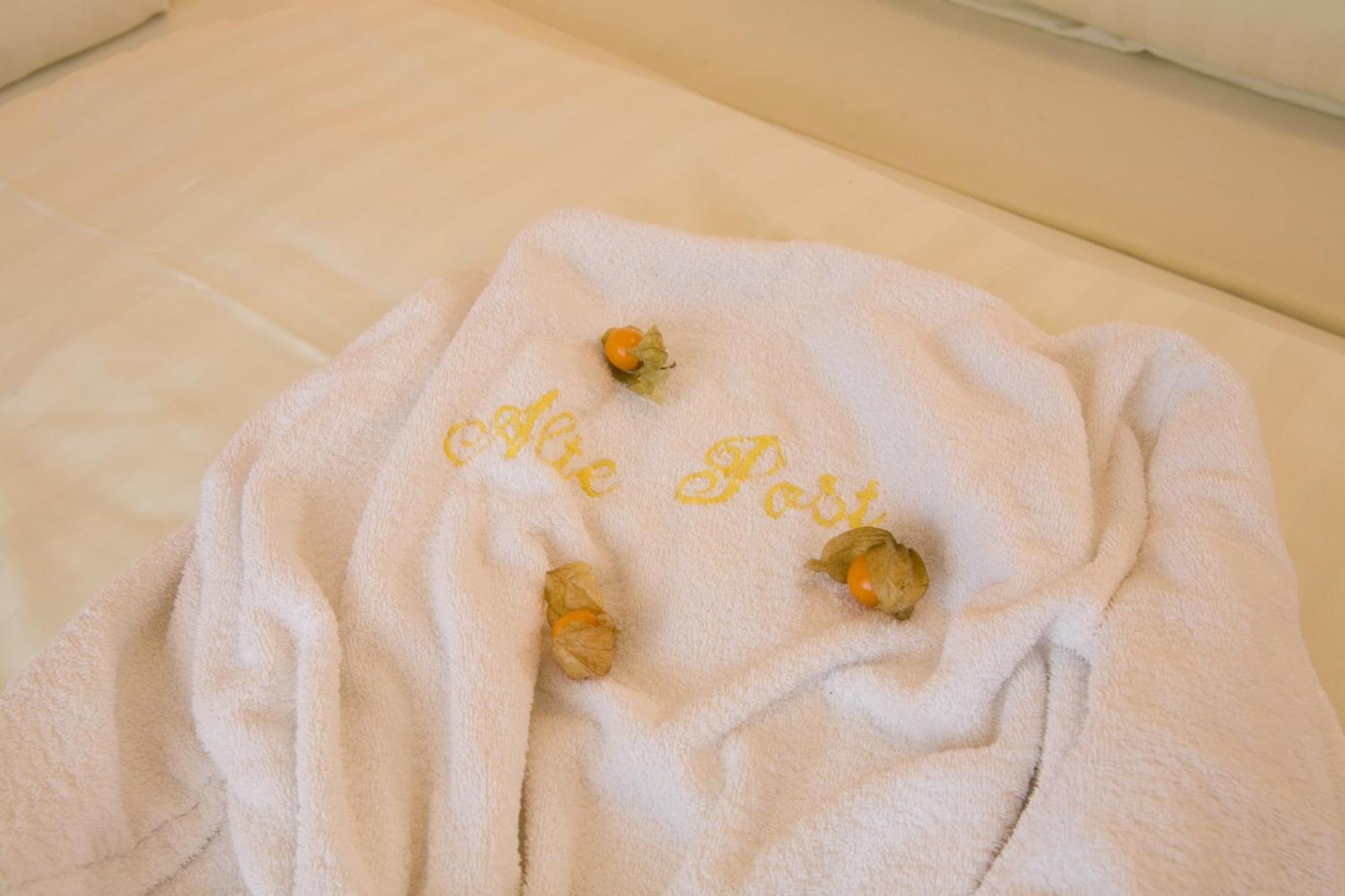 Graefliches Hotel Alte Post 바트 비른바흐 외부 사진