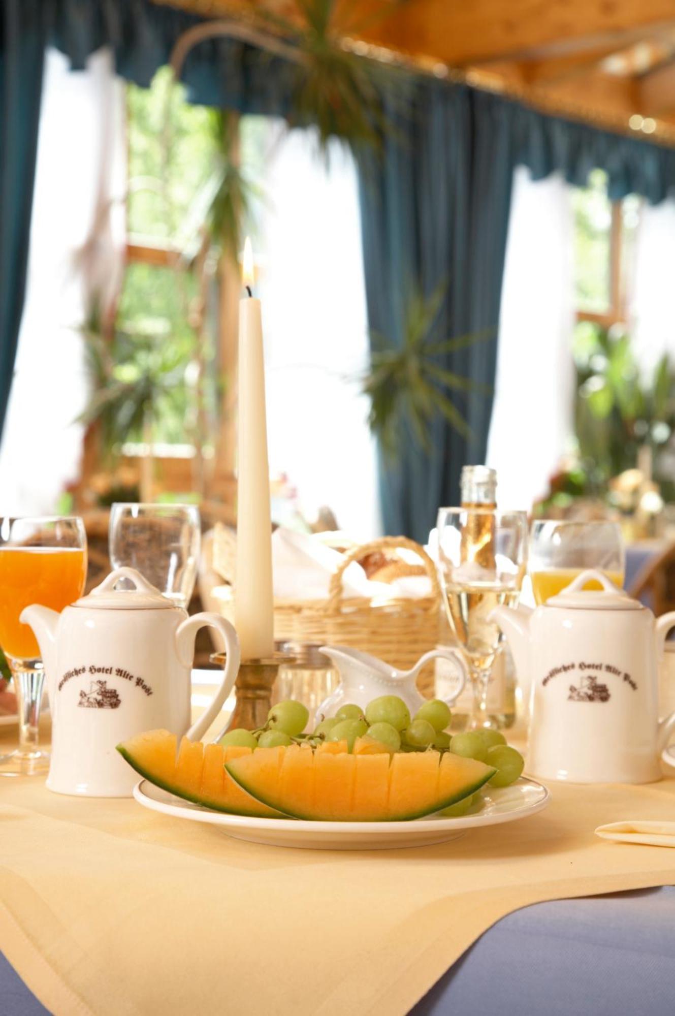 Graefliches Hotel Alte Post 바트 비른바흐 외부 사진