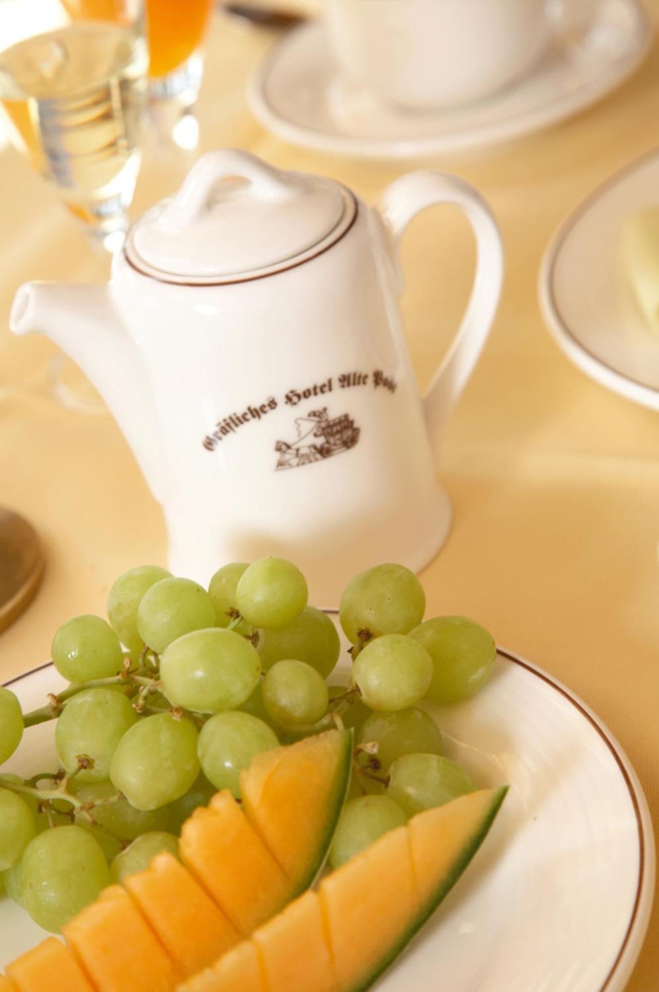 Graefliches Hotel Alte Post 바트 비른바흐 외부 사진