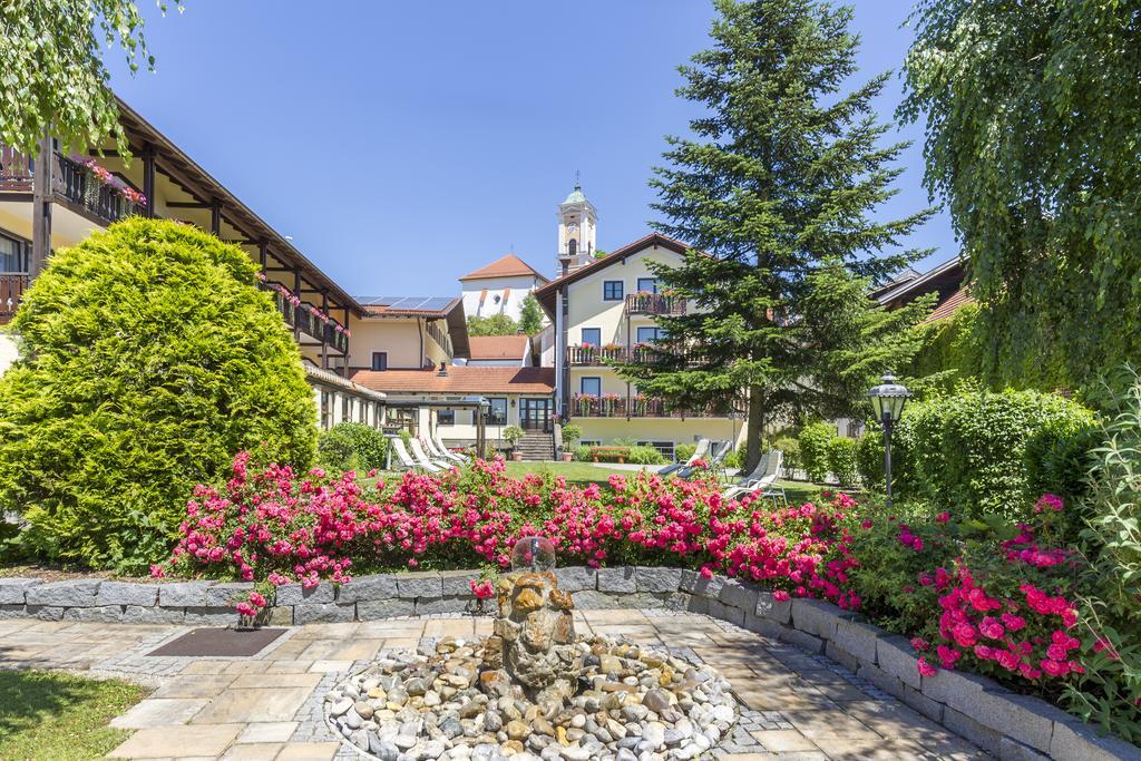 Graefliches Hotel Alte Post 바트 비른바흐 외부 사진