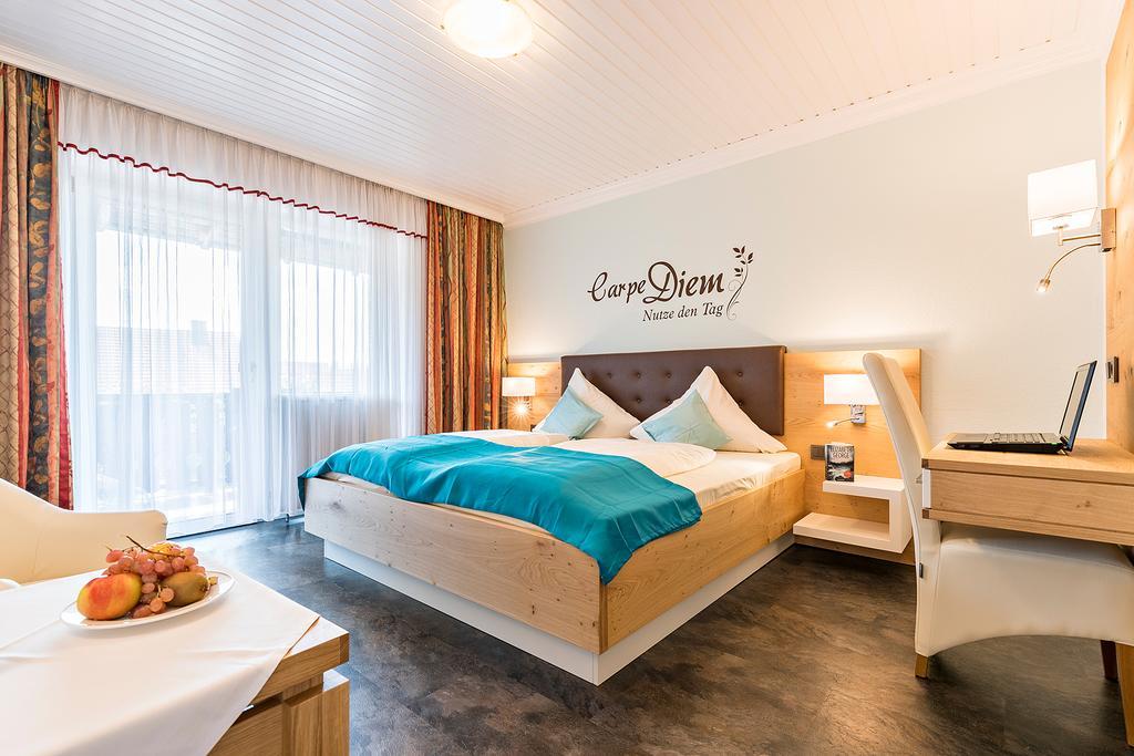 Graefliches Hotel Alte Post 바트 비른바흐 외부 사진
